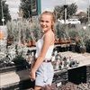 mikayla_wall